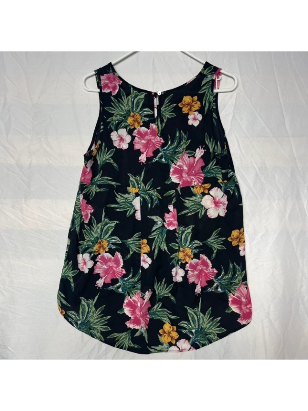 Everleigh Floral Tank Blouse Black Pink Medium - Picture 2 of 4